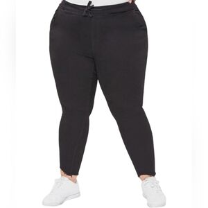 ROYALTY For Me Activewear Unhemmed Jogger Women's. Size XL.  New With Tags.